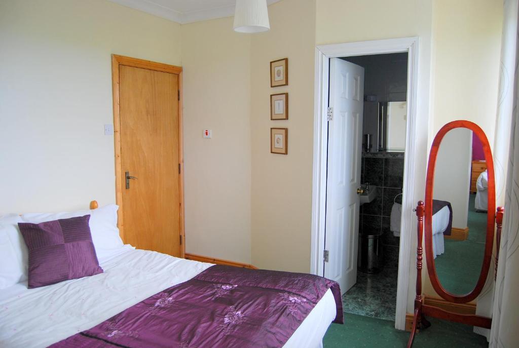 Clonmore Lodge B&B Quilty Δωμάτιο φωτογραφία